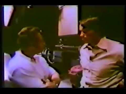 1977 Mr. Olympia Bodybuilding Competition - Arnold Schwarzenegger behind the scenes