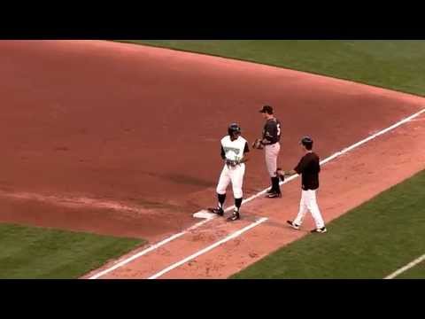 Narciso Crook Singles in Run