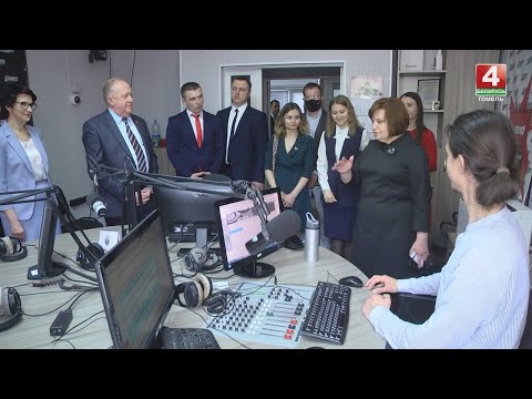 Сенатар азнаёміўся з работай тэлежурналістаў видео