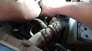 mitsubishi outlander ( how to clean troutle body)