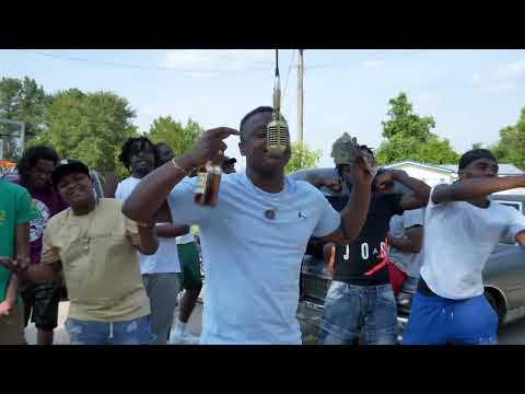 Lil Boobie-Livin Fast.                                    Mixtape :Jawn Home