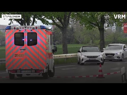 Schwerer Verkehrsunfall mit Polizeiwagen bei Rüsselsheim