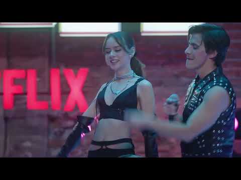 Elenco de Rebelde "Rebelde"  (Livestreaming Performing)