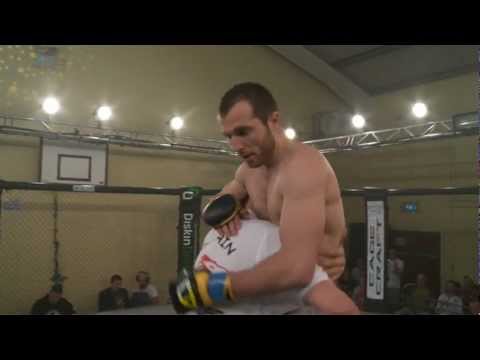 UVAIS " ASLAN " BISAYEV (LUCAN MMA) vs. GRAHAM MCCORMICK (BOXING CLINIC)  70KG