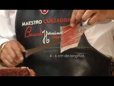 How to cut Spanish cured Jamon.  Cómo cortar jamón Ibérico