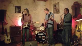 Nadine-Chuck Berry cover by Double Vision@MOJO music CLUB