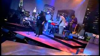 "I Can't Help It" by Maysa (Live)