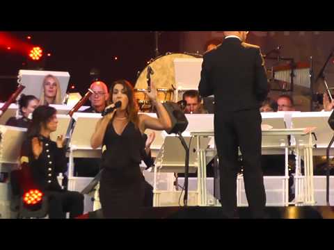 "Single Ladies" door Lotte Nobelen, Natasja Den Toom, Irma van Pamelen & Orkest Kon. Luchtmacht: