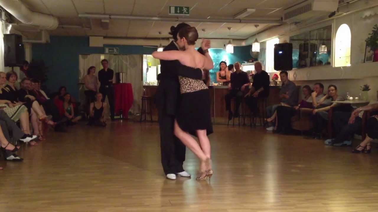 Anna Sol & Aldo Velásquez - milonga - Ella es asi - Edgardo Donato, Tangotek Malmö, March 2013