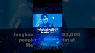 Download lagu BTS Jungkook smiling at 82K fans singing Swim - MetLife 260802 🌊 #bts #jeonjungkook #btsfancam mp3