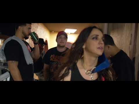 Big Mochino & HeffSzn Days Inn