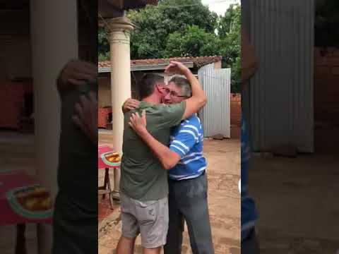 El reencuentro que emociona en las redes