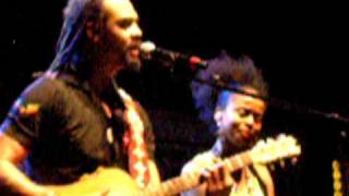 &quot;Nobody Right Nobody Wrong&quot; Michael Franti &amp; Spearhead &amp; Cherine Anderson