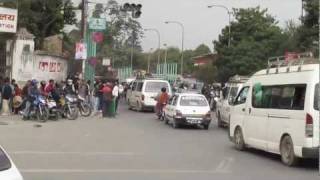 preview picture of video 'Kathmandu. Traffic regulation on the main streets'