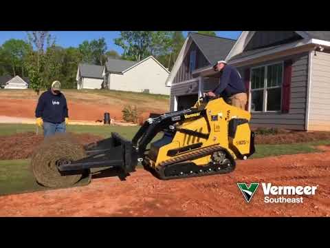 Vermeer S925TX with Sod Unroller