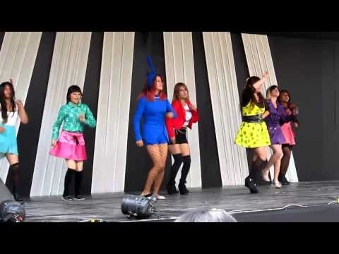 The First GGs en el MAMA´s Festival Show ! ver. Perú