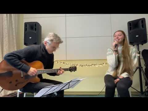 Esmakordselt - Marcella Emilie Soonik