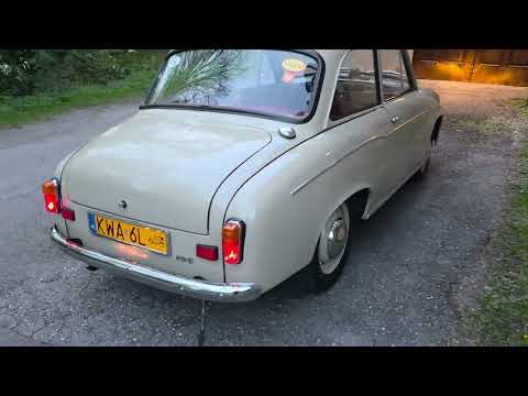 SYRENA 105 - dźwięk silnika dwusuwowego - the only Polish car