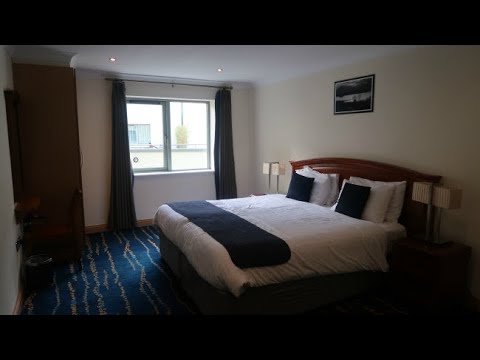Park Place Apartments Killarney Review | 2 Bedroom Hotel Room Tour