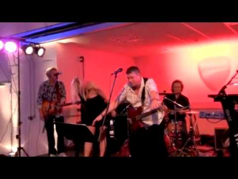 The Zippers @ Ducati - www.clinicagency.com