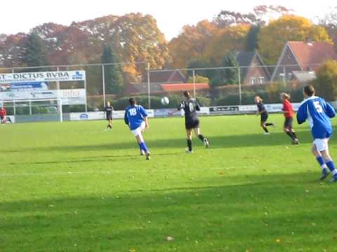 Vrouwenvoetbal 31-10-09  : Maria-ter-Heide - Weelde 1-1 (Leen Gabriëls)