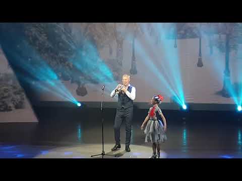 Выступление Анатолия Журавлева на Гала-концерте кинофестиваля