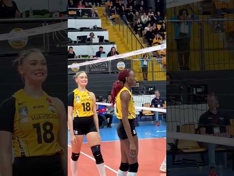 Zehra Gunes Smiles as Paola Egonu's Surprise Reflex Stuns! 😂🏐