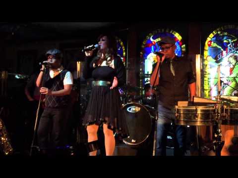 Rosanna [Toto Cover] - Jive Talkin' Singapore