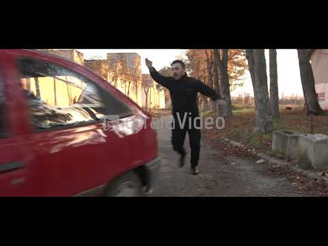 Axha Basri munohet me shkel Tolin me Kodet 🤣 - SchengenVisa: E40