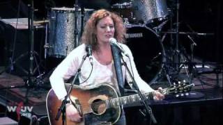 WFUV Presents: Kathleen Edwards - &quot;Change the Sheets&quot; (Live at Tarrytown Music Hall)