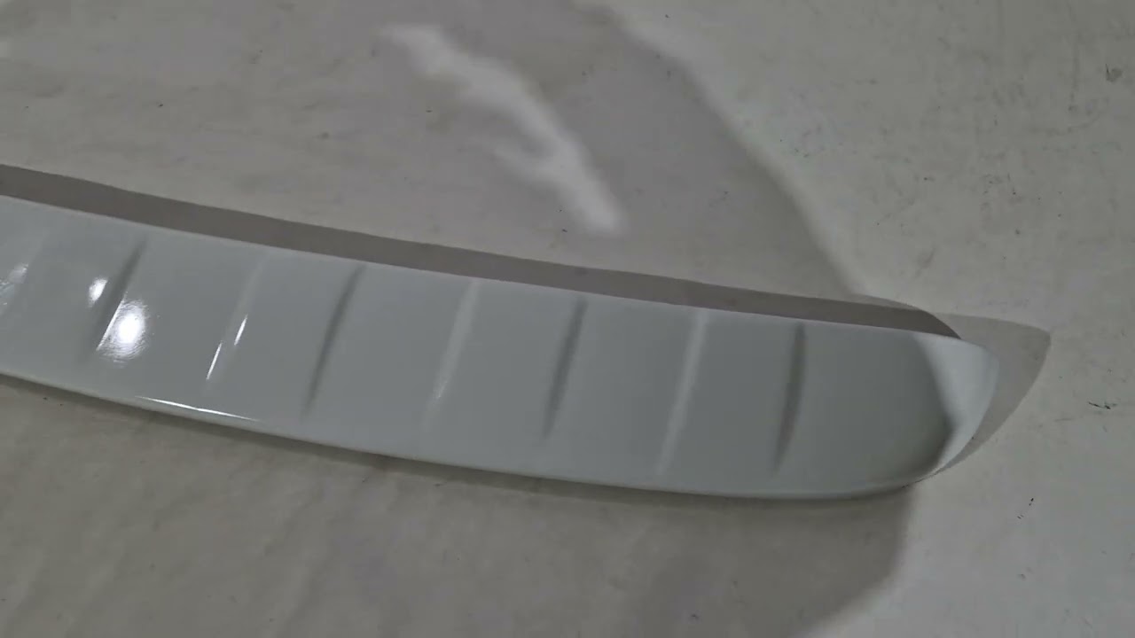 Спойлер ABS (Білий глянець) Video 1