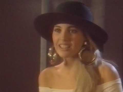 MANDY SMITH  (BILL WYMAN'S UNDERAGE LOVER)