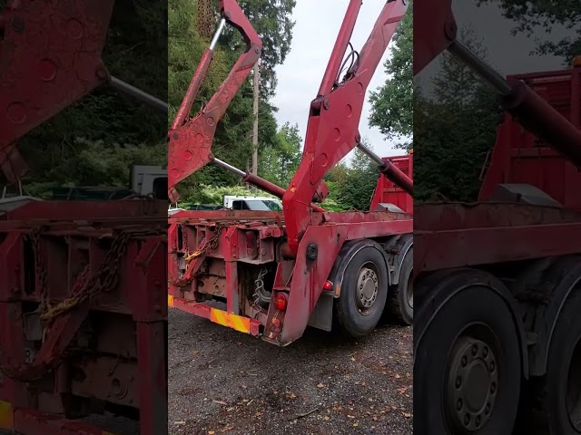 1080767 Lift dump truck Scania P114GB6X2*4NA380 -2003