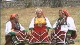 &quot;Zaspala Sveta Nedela&quot; -Macedonian Folklore Ensemble &quot;Kitka&quot;