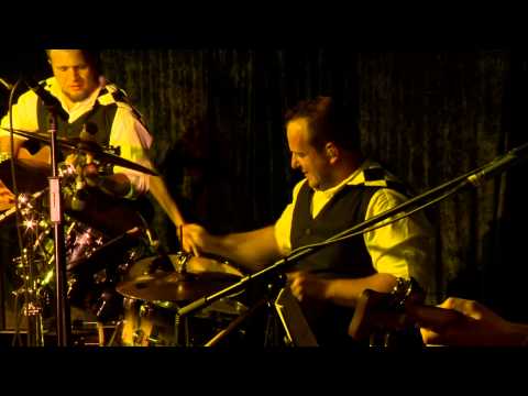 ROAD - MEGINT NYÁR / Acoustic & Metal Live - 2014. BNMC