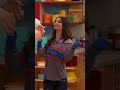 Tori doet de Noordpool shuffle met de kerstman ??? | victorious #shorts