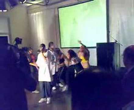 MAESTRO SHAO (DEFCOM CREW) + MARITHH (DANZFLOW CREW)