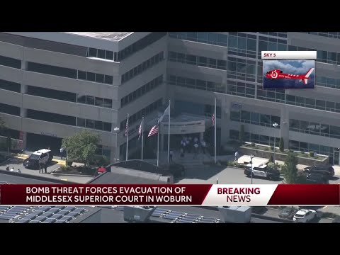 Massachusetts courthouse evacuated after bomb threat