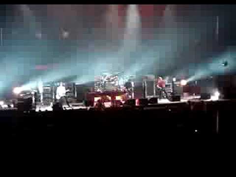 Foo Fighters - Monkey Wrench - Live @ MSG 2/19/08