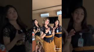 Download lagu Tiktok-Hareudang Panas-panas #2 mp3