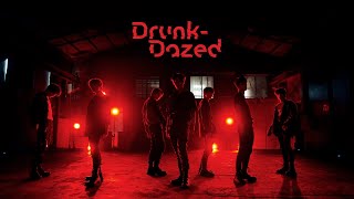Download lagu ENHYPEN (엔하이픈) 'Drunk-Dazed' Dance Performance Video (Summer Edition 'Destroyed World') mp3 Download lagu ENHYPEN (엔하이픈) 'Drunk-Dazed' Dance Performance Video (Summer Edition 'Destroyed World') mp3