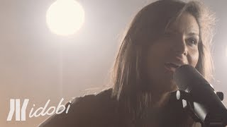 idobi Sessions: Marie Miller - &quot;Glitter Gold&quot;