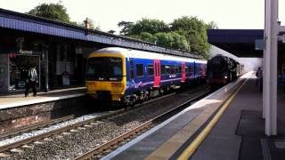 preview picture of video '70013 Oliver Cromwell runs light engine through Twyford, 13 May 2011'