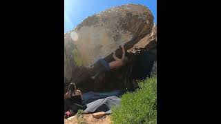 Video thumbnail of Drunken Monkey, V7. Red Rocks