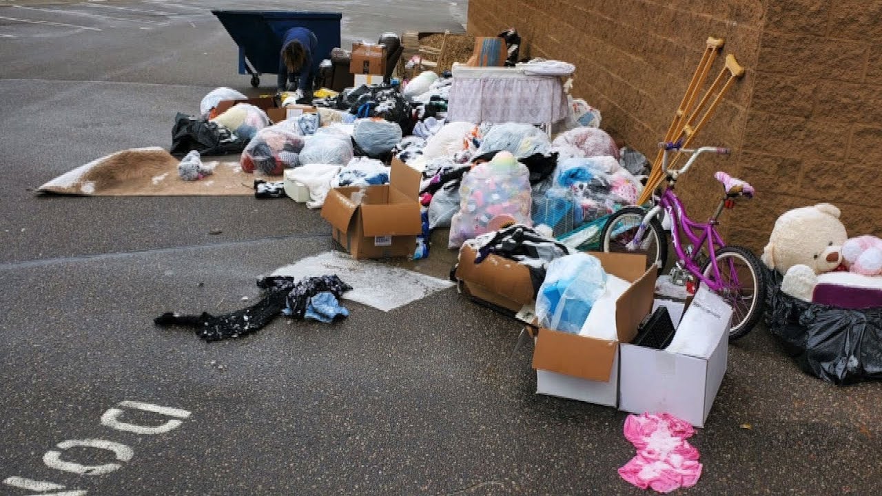 Goodwill Urges People Not to Dump Donations