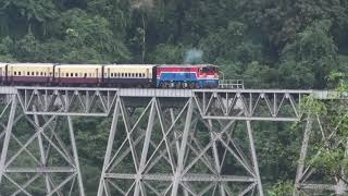 preview picture of video 'Views of stunning Gokteik Viaduct & Tunnels, crossing south - Myanmar Railways (Burma)'