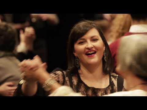 Xabier Díaz & Adufeiras de Salitre - No Salón das Cereixas