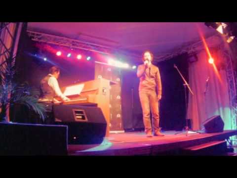 The Singers' corner Berlin - Greatest love of all - Alexander von Hugo