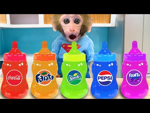 Bebé Mono Bon Bon Prepara Leche Arcoíris y Come Gelatina con un Cachorro - MONO BONBON ESP