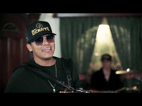 Grupo Debate - Ahí La Llevo [En Vivo]